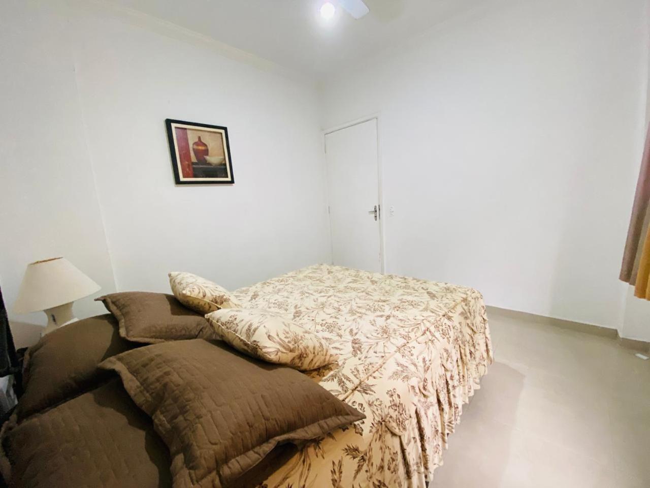 Apartment Apto De Um Dorm Centro Pitangueiras *