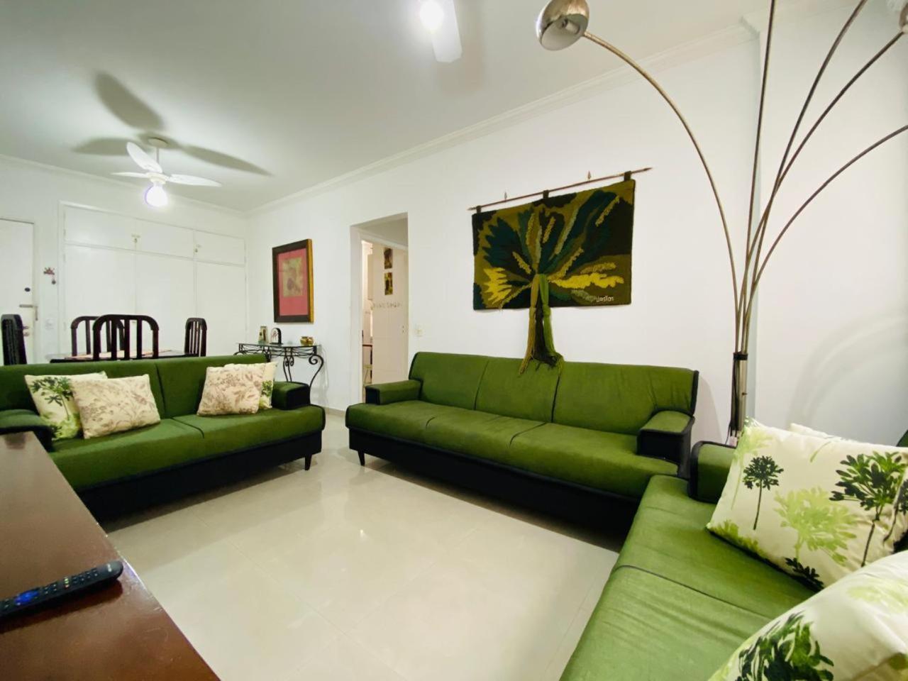Apto De Um Dorm Centro Pitangueiras *